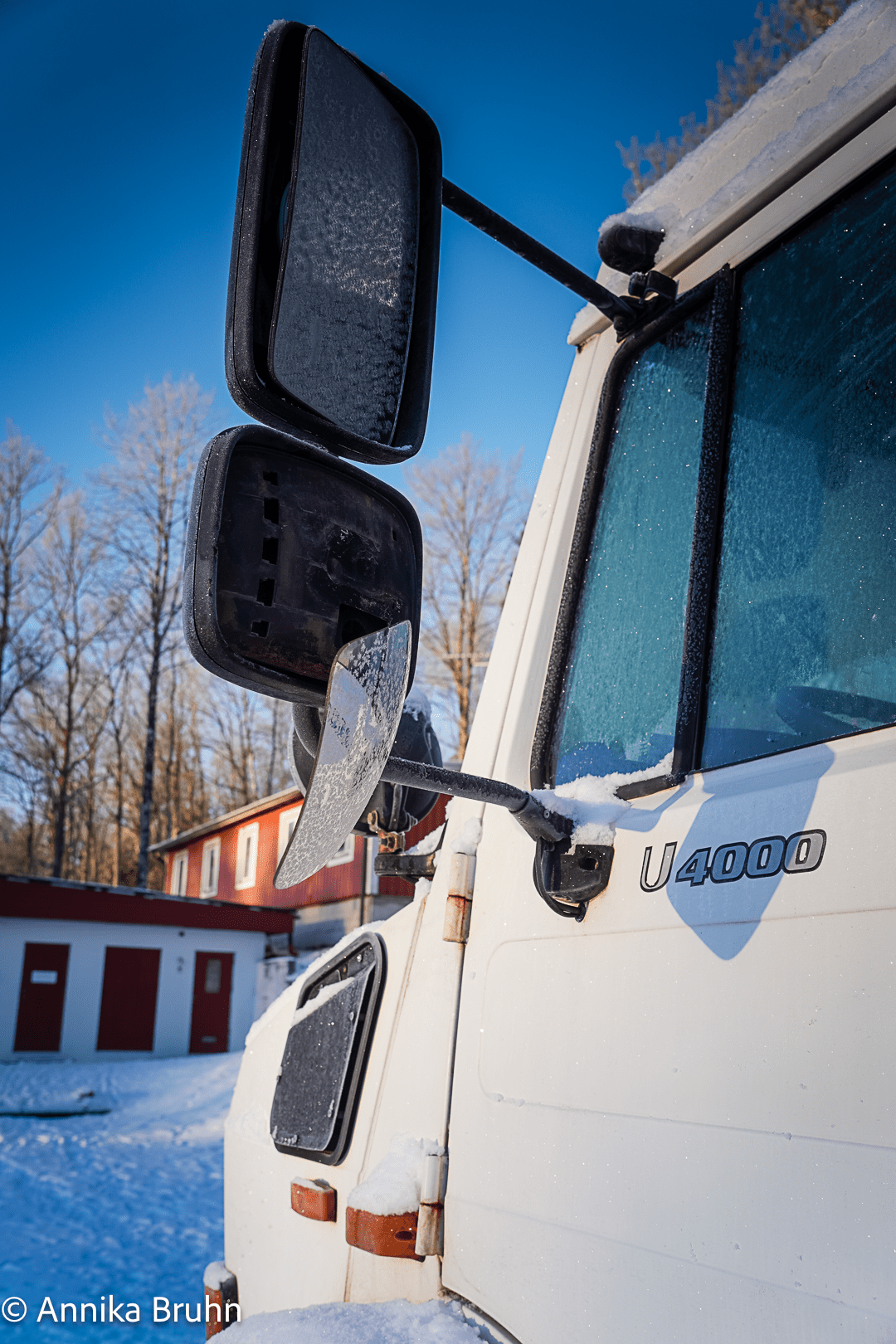 Oh nein der Spiegel ist abgefallen